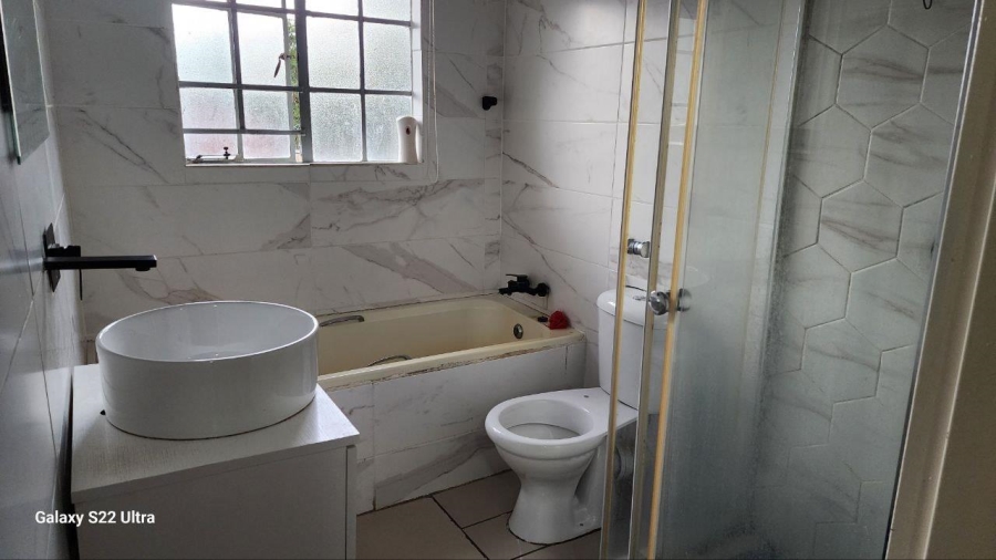 3 Bedroom Property for Sale in Tlhabane North West